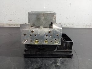ABS 9822654880 / P3-B8-23-4 PEUGEOT 2008 (P1)