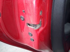 CERRADURA PUERTA TRASERA IZQUIERDA PEUGEOT 208