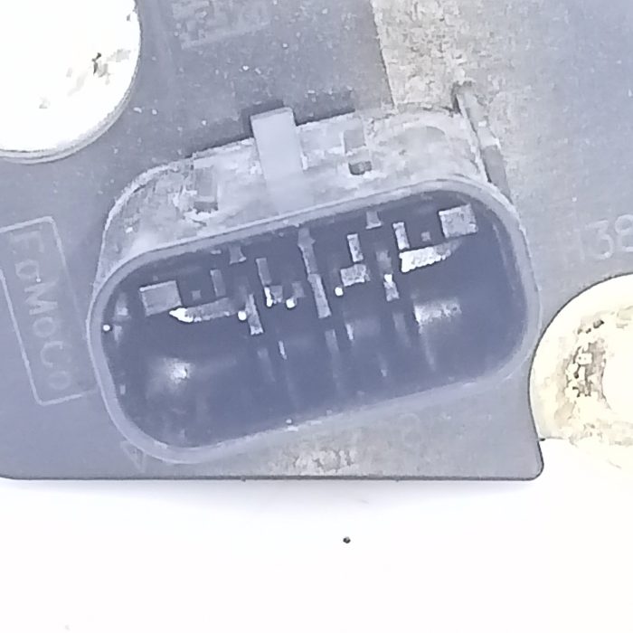 553633