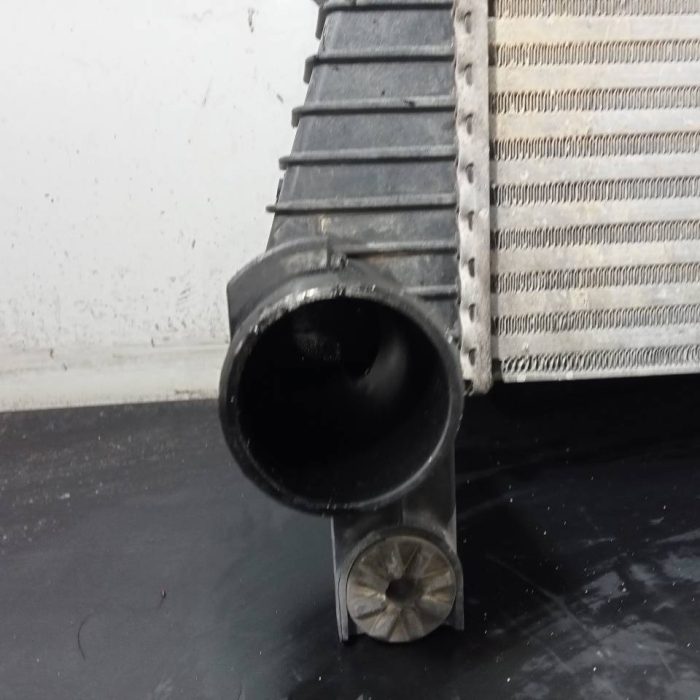 553990