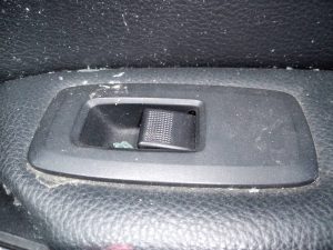 MANDO ELEVALUNAS DELANTERO DERECHO FORD RANGER (TKE)