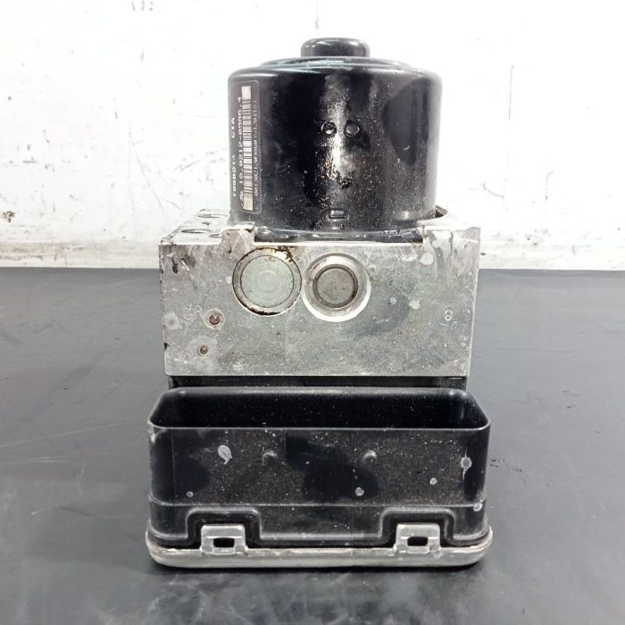 557908