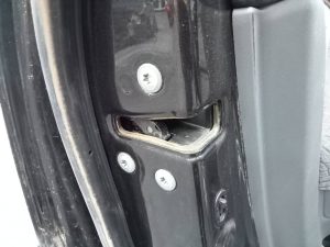 CERRADURA PUERTA TRASERA IZQUIERDA TOYOTA LAND CRUISER (J12)