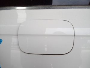 TAPA EXTERIOR COMBUSTIBLE AUDI Q7 (4L)