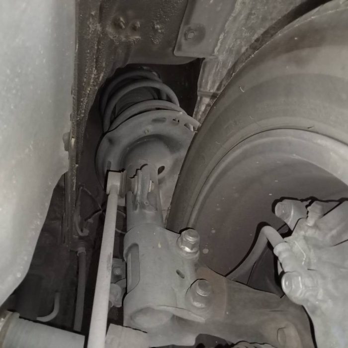 560572