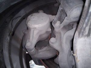 PINZA FRENO DELANTERA IZQUIERDA MERCEDES-BENZ CLASE E (W212) LIM.
