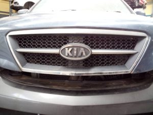REJILLA DELANTERA KIA SORENTO