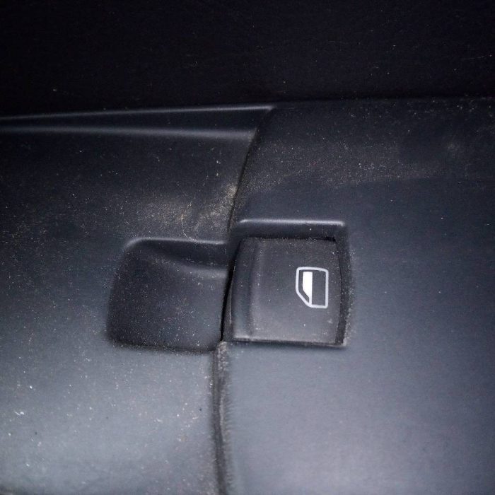 564856