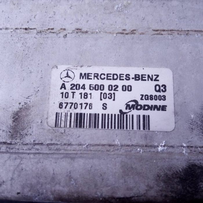 564860