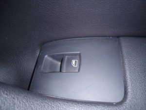 MANDO ELEVALUNAS TRASERO DERECHO AUDI A3 SPORTBACK (8P)