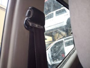 CINTURON SEGURIDAD DELANTERO DERECHO NISSAN TERRANO/TERRANO.II (R20)