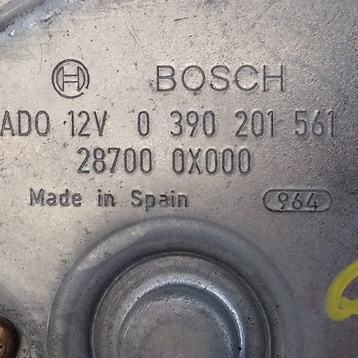 566527