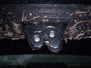 CERRADURA MALETERO / PORTON MAZDA 3 SEDÁN (BP)