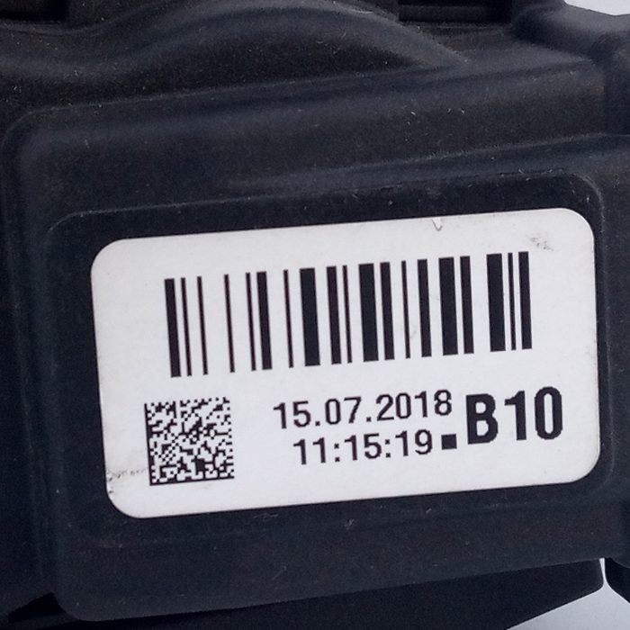 569841