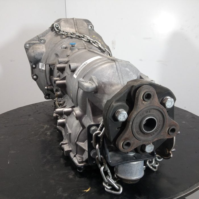 570118