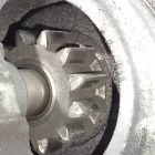 570732