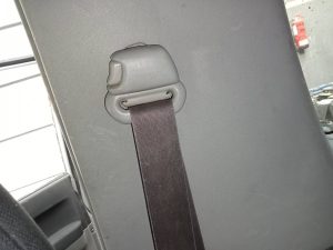 CINTURON SEGURIDAD DELANTERO DERECHO MITSUBISHI MONTERO (V60/V70)