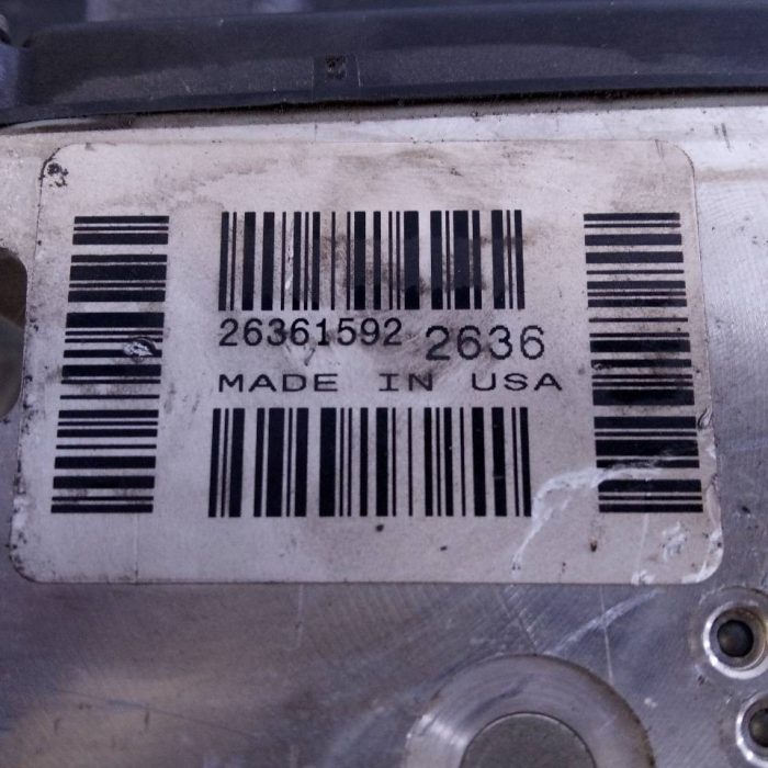 571818