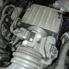 571843