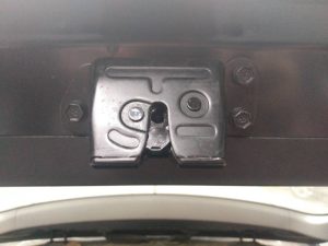 CERRADURA MALETERO / PORTON KIA CEE´D
