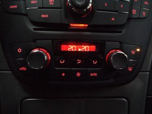 MANDO CLIMATIZADOR OPEL INSIGNIA BERLINA