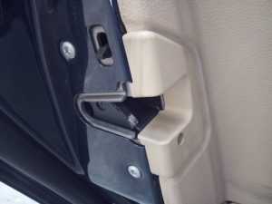 CERRADURA PUERTA TRASERA IZQUIERDA MERCEDES-BENZ CLASE E (W211) BERLINA