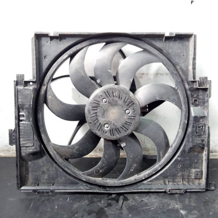 576613