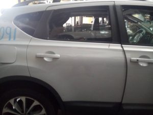 PUERTA TRASERA DERECHA NISSAN QASHQAI (J10)