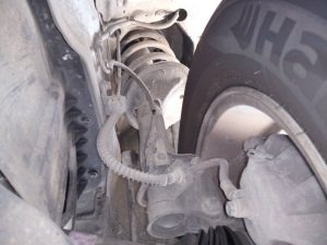 AMORTIGUADOR DELANTERO IZQUIERDO HYUNDAI TUCSON (JM)