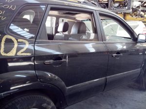 PUERTA TRASERA DERECHA HYUNDAI TUCSON (JM)