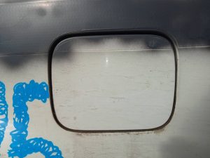 TAPA EXTERIOR COMBUSTIBLE NISSAN X-TRAIL (T30)