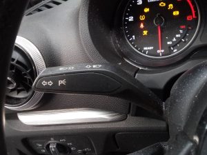 MANDO INTERMITENTES AUDI A3 SEDÁN (8VM)