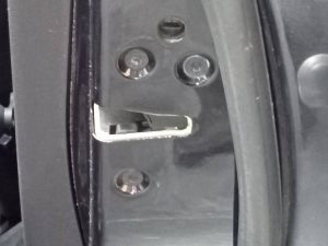 CERRADURA PUERTA TRASERA DERECHA FORD FIESTA (CCN)