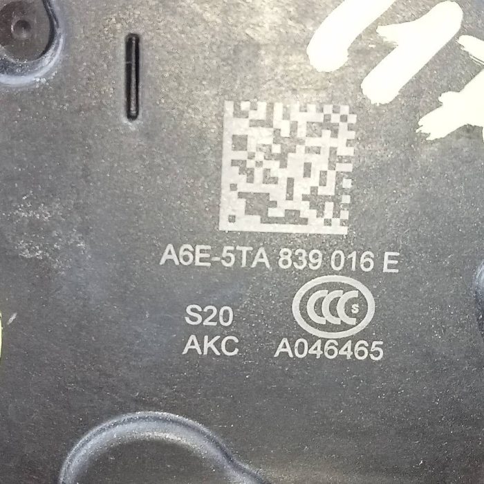 583605