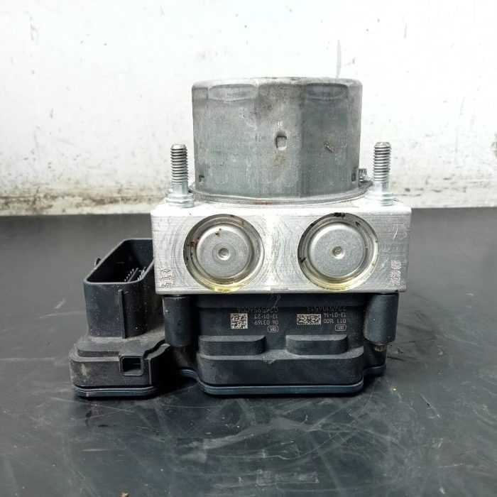 585211