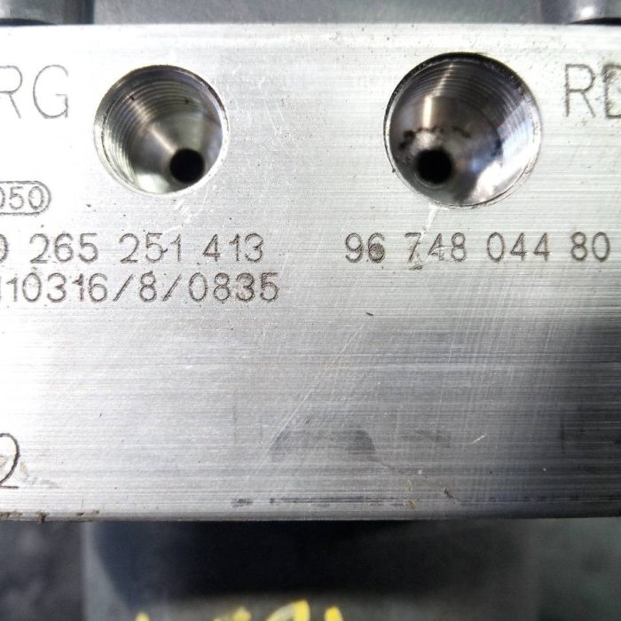 585312