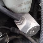 586105