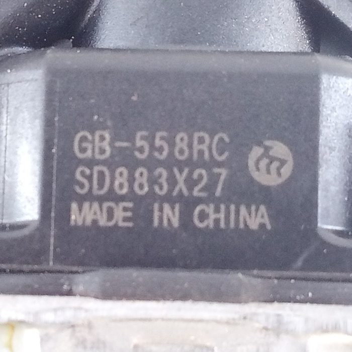 586443