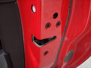 CERRADURA PUERTA TRASERA DERECHA FORD FOCUS TURN.