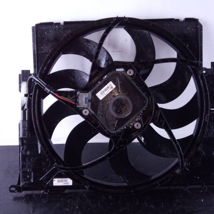 589003