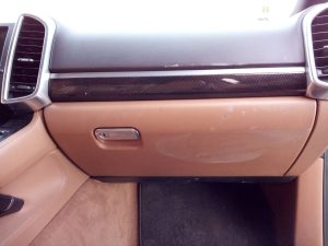 GUANTERA PORSCHE CAYENNE (TYP 92AA)