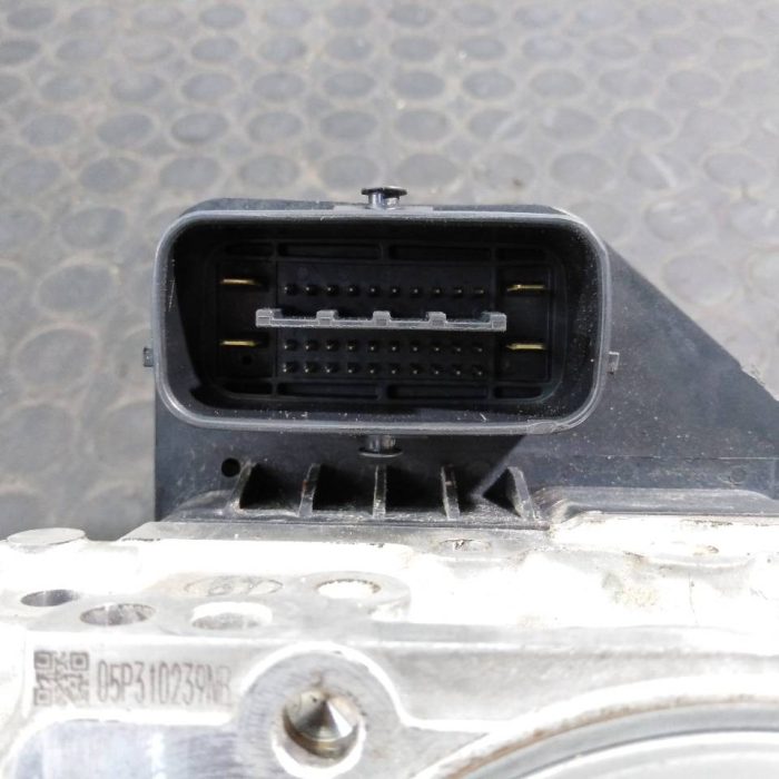 591006