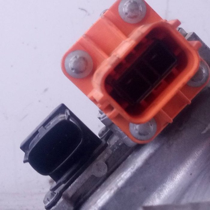 592427