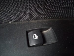 MANDO ELEVALUNAS DELANTERO DERECHO BMW X1 (E84)