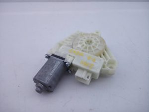 MOTOR ELEVALUNAS DELANTERO DERECHO A2059060113 / E1-A2-43-2 MERCEDES-BENZ CLASE C (W205) FAMILIAR