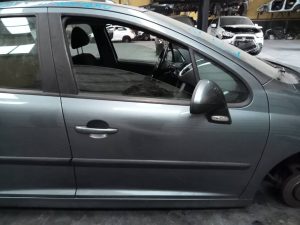 PUERTA DELANTERA DERECHA PEUGEOT 207