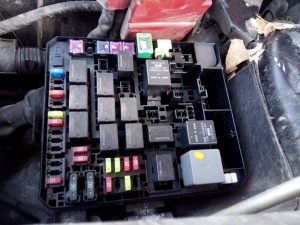 CAJA RELES / FUSIBLES MITSUBISHI ASX (GA0W)