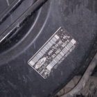 608239