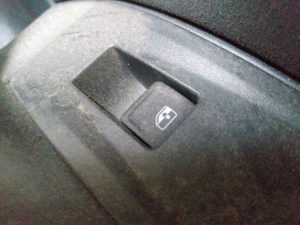 MANDO ELEVALUNAS TRASERO DERECHO CUPRA ATECA