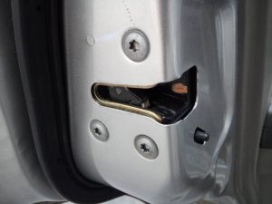 CERRADURA PUERTA TRASERA IZQUIERDA NISSAN X-TRAIL (T30)